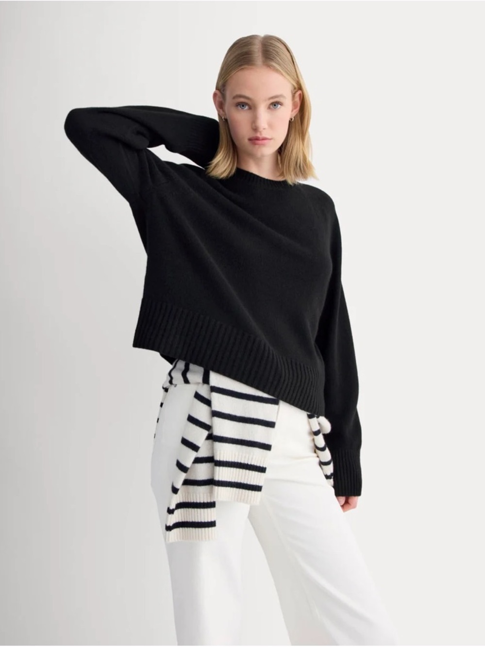 Like New Everlane The Boxy Crew in Cashmere in Black Size M
